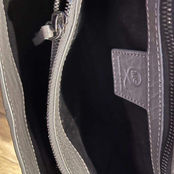 Alexander McQueen Grey Leather Bag - Picture 7 of 7